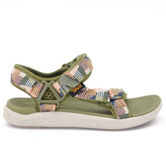 teva shoes retail stores